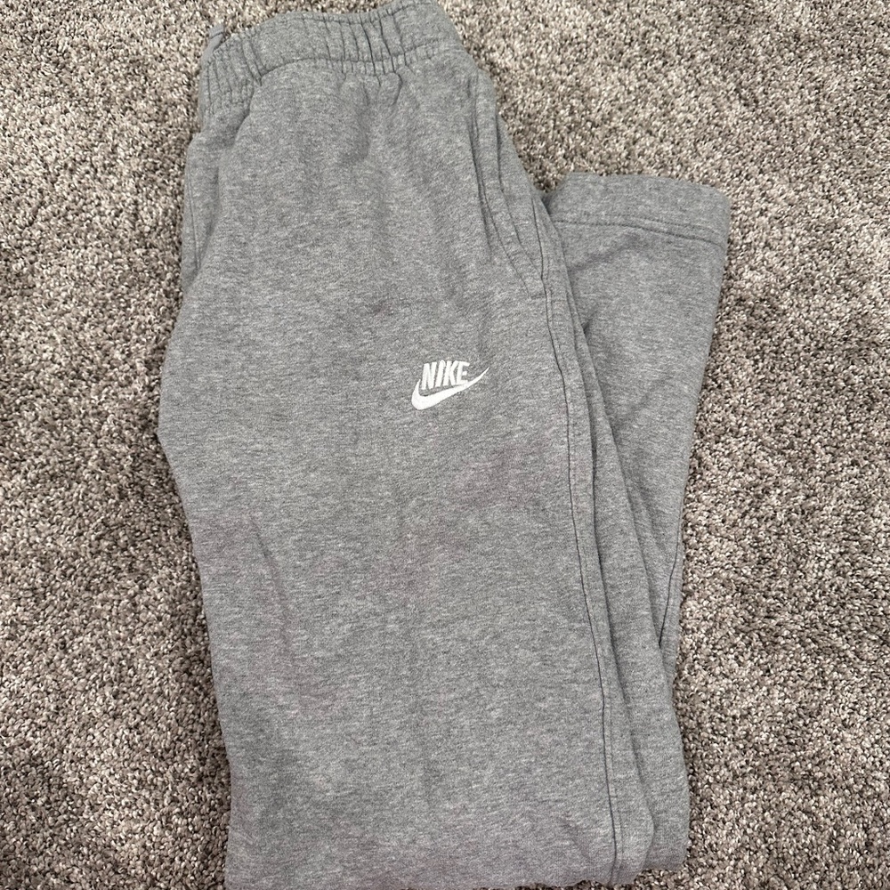 Men’s Nike sweatpants